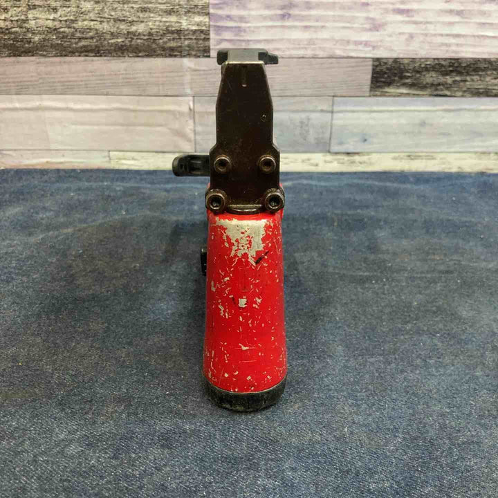 ★マキタ(makita) 高圧エアタッカ AT1025HE【八潮店】