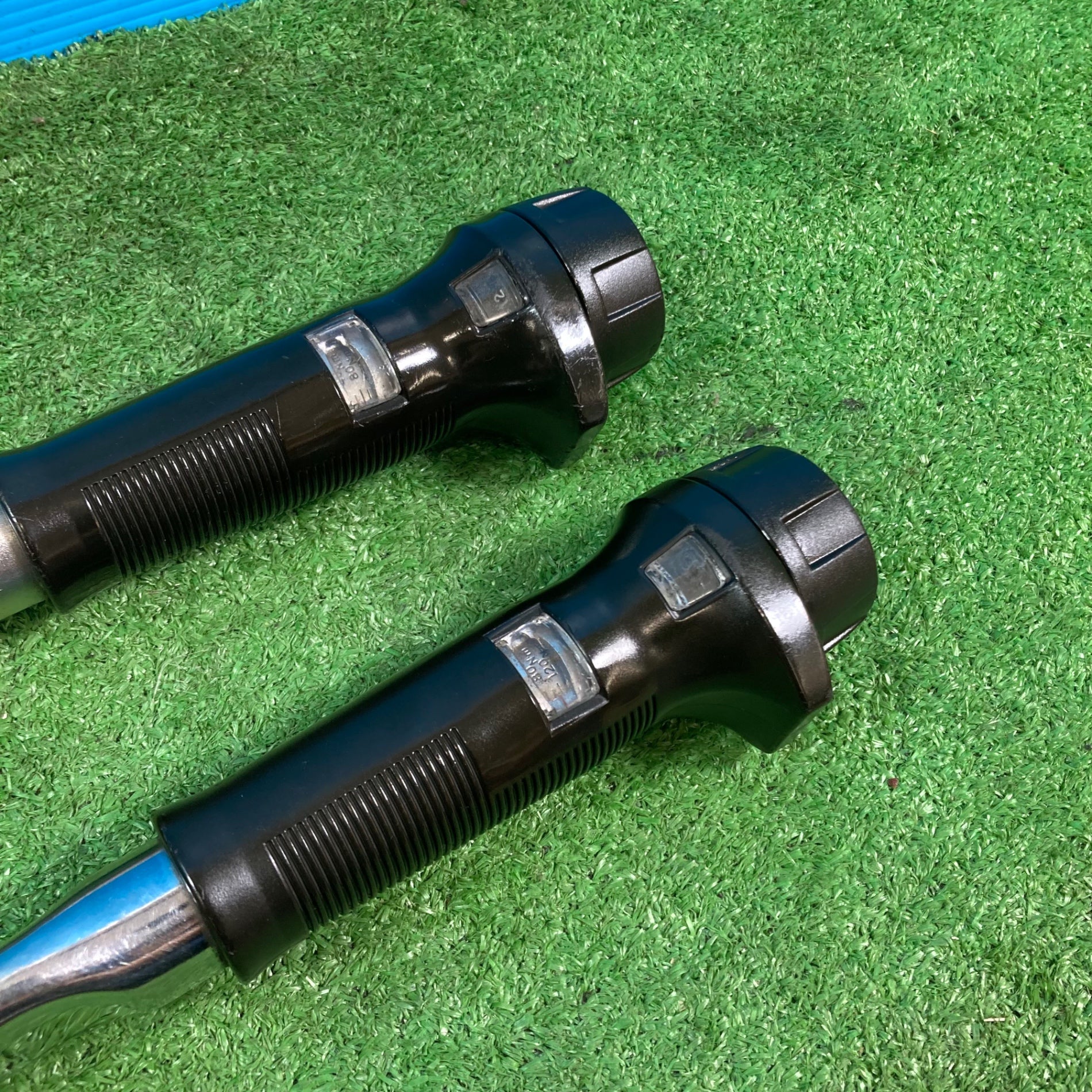 中古品】◇東日(TOHNICHI) プレセット形トルクレンチ QL200N4 2本