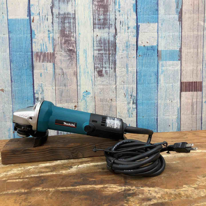 ☆マキタ(makita) 100mmディスクグラインダ 9533BL【柏店】