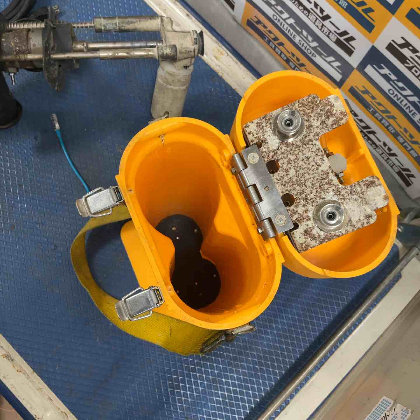 ◇マキタ(makita) ダイヤテックドリル DT0600 ボンベセット付き【草加