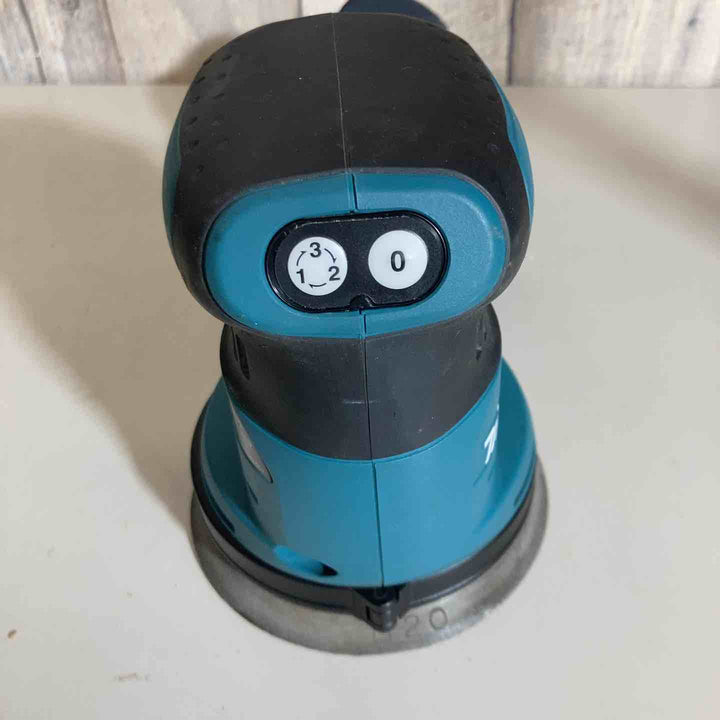 ☆マキタ(makita) 14.4Vコードレスランダムオービットサンダ BO140DZ 本体のみ【戸田店】