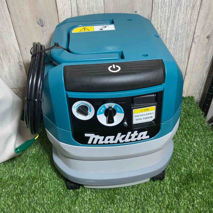 ★マキタ(makita) 集じん機 乾式 VC0830 連動機能 ホース・袋付き【戸田店】