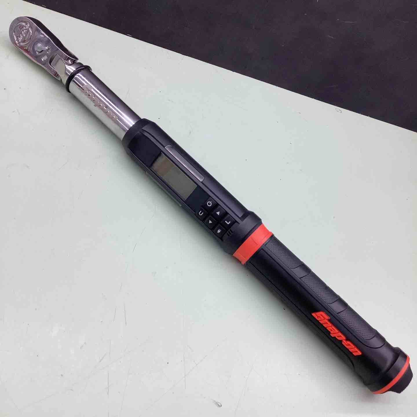 スナップオン　デジタルトルクレンチ　snap on ATECH2F125BN スナップオン(Snap-on) 3/8” Nm デジタルトルクレンチ ATECH2F125BN