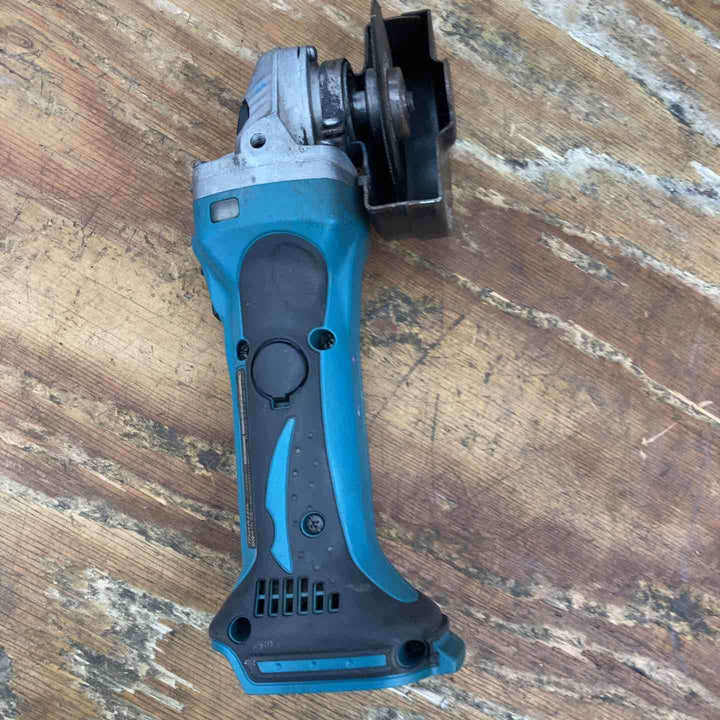 ☆マキタ(makita) コードレスディスクグラインダ GA402DZ【柏店】
