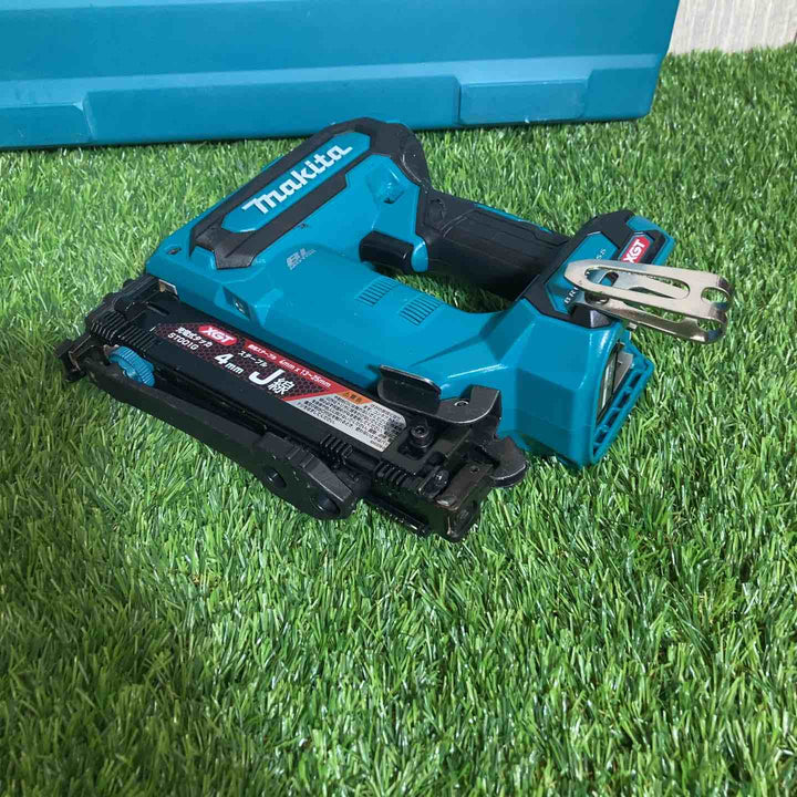 ★マキタ(makita)  40Vmax コードレスタッカー ST001GZK 本体+ケースセット【戸田店】