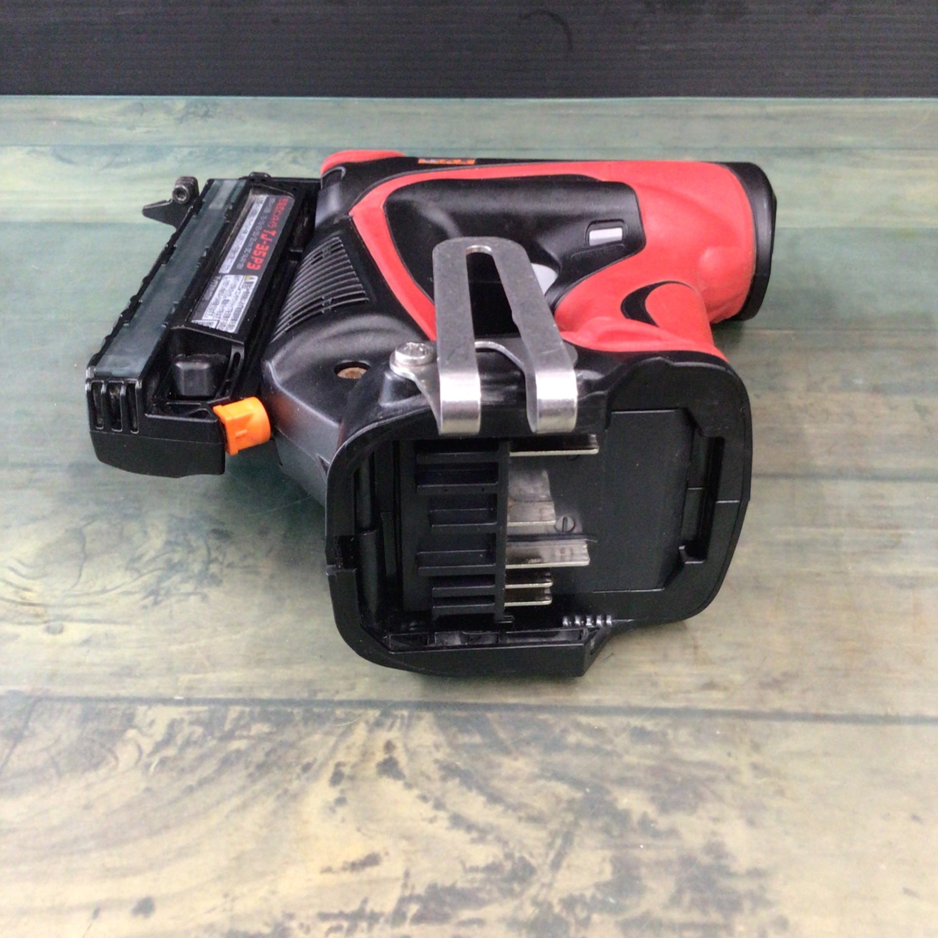 完売商品】マックス 充電式ピンネイラ TJ-35P3-BC/1850A【未使用品】 完売商品】マックス 充電式ピンネイラ TJ-35P3-BC/1850A【未使用品】