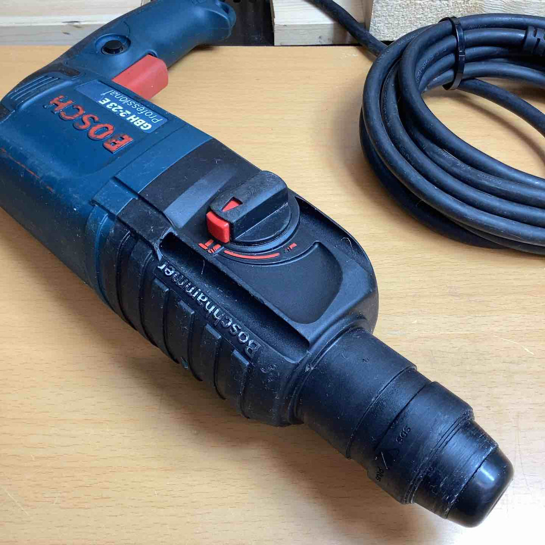 ★ボッシュ(BOSCH) ハンマドリル GBH2-23E【越谷店】
