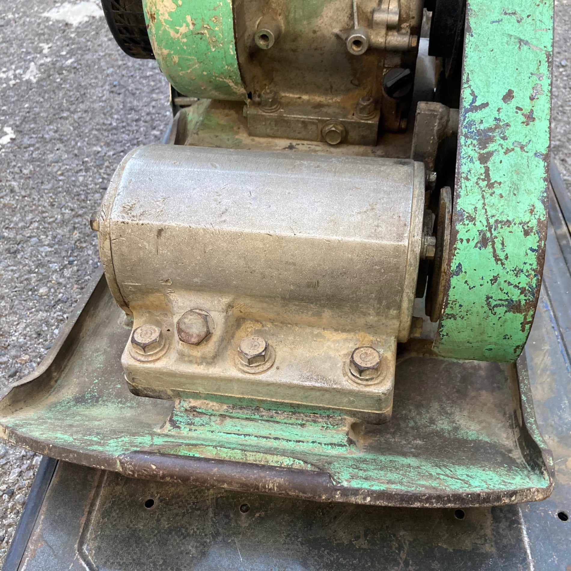 店頭受取り限定】明和 プレート ロビンエンジン EY15D【草加店