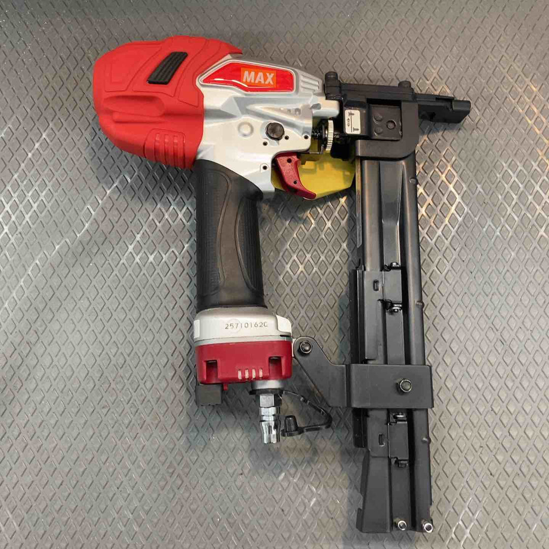 【中古品】マックス(MAX) 常圧内装エアタッカ TA-232G2/4MA内装【所沢店】