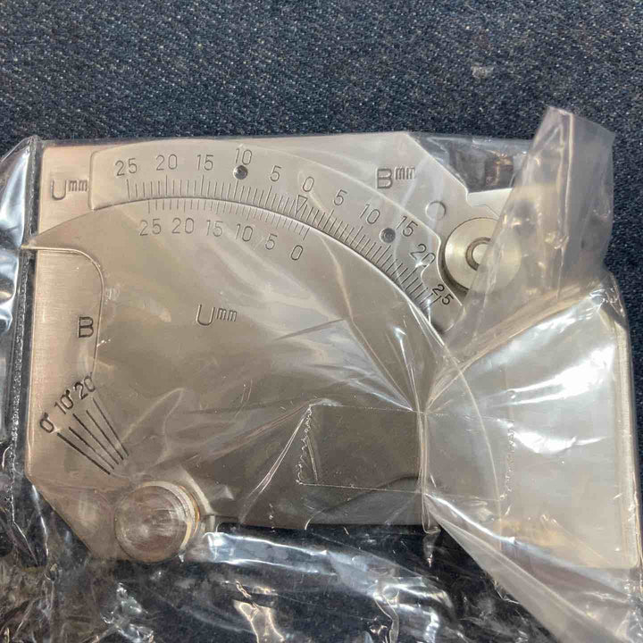 【中古品 美品】3点セット 新潟精機 溶接ゲージ WGU-7M ルート間隔限界ゲージ WRL310 角度限界ゲージ WAL2542【八潮店】