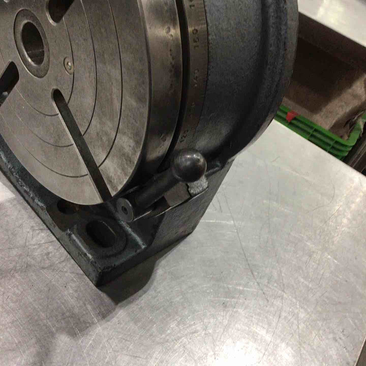 NEWS 大和工機 縦横兼用ロータリーテーブル RT-200 200mm サーキュラーテーブル 割出台【川口店】