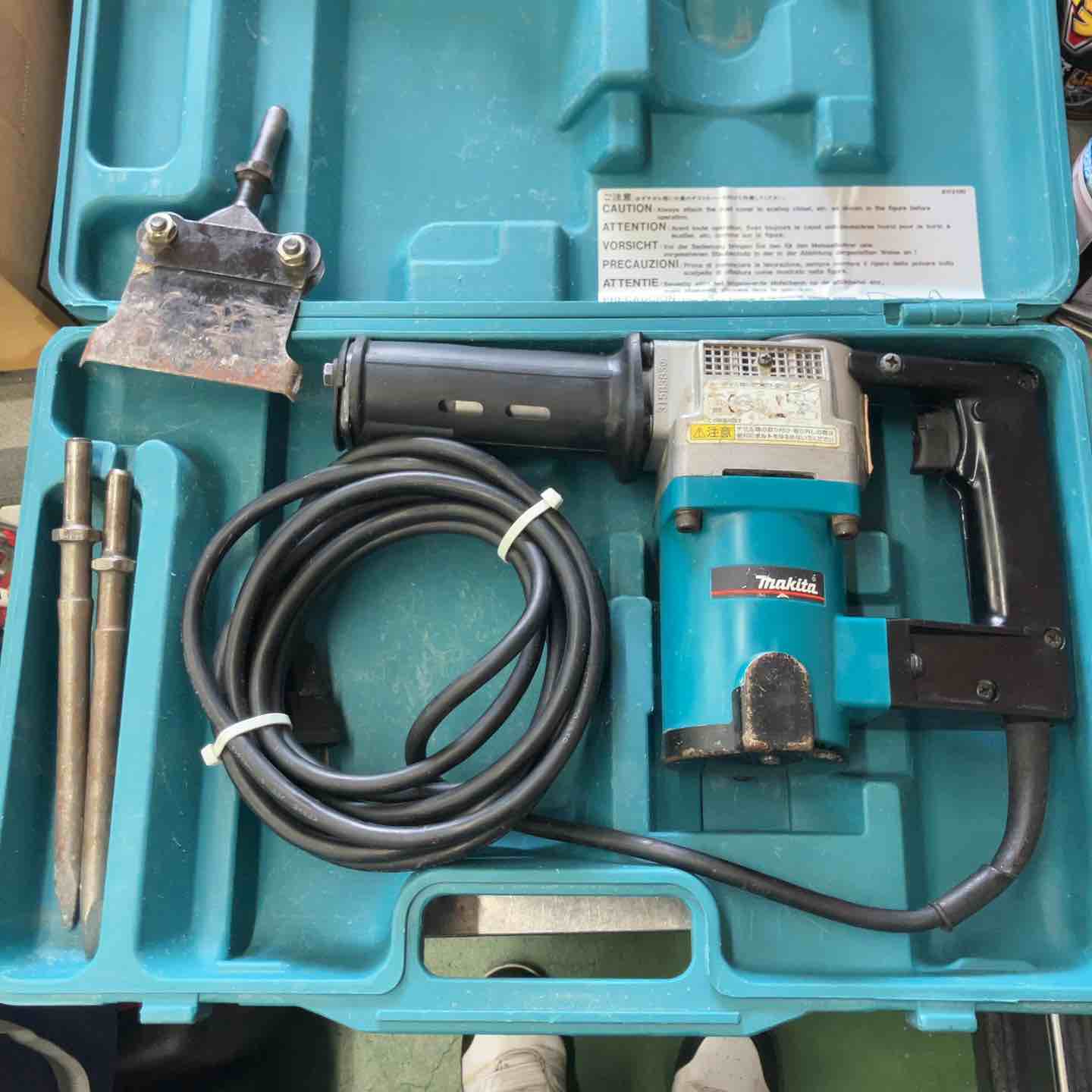 中古品】☆マキタ(makita) 電動ケレン HK0500 本体のみ【八潮店