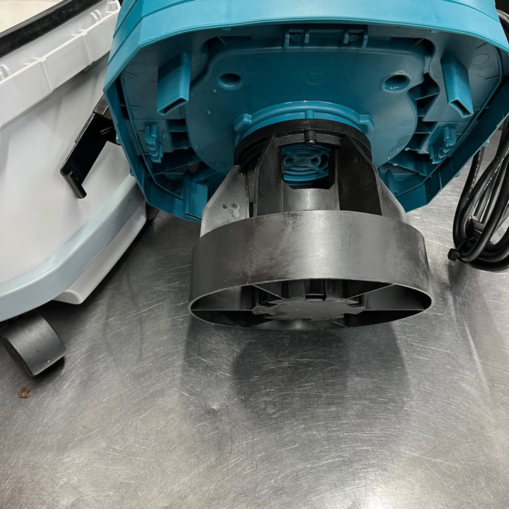 【中古品】★マキタ(makita) 集じん機 乾湿両用 VC1500【東大和店】