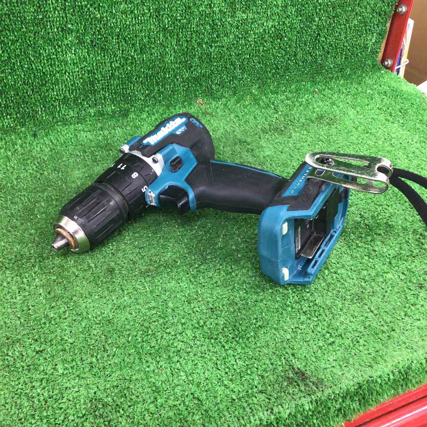 ☆マキタ(makita) コードレス振動ドリルドライバー HP487DZ【川崎店