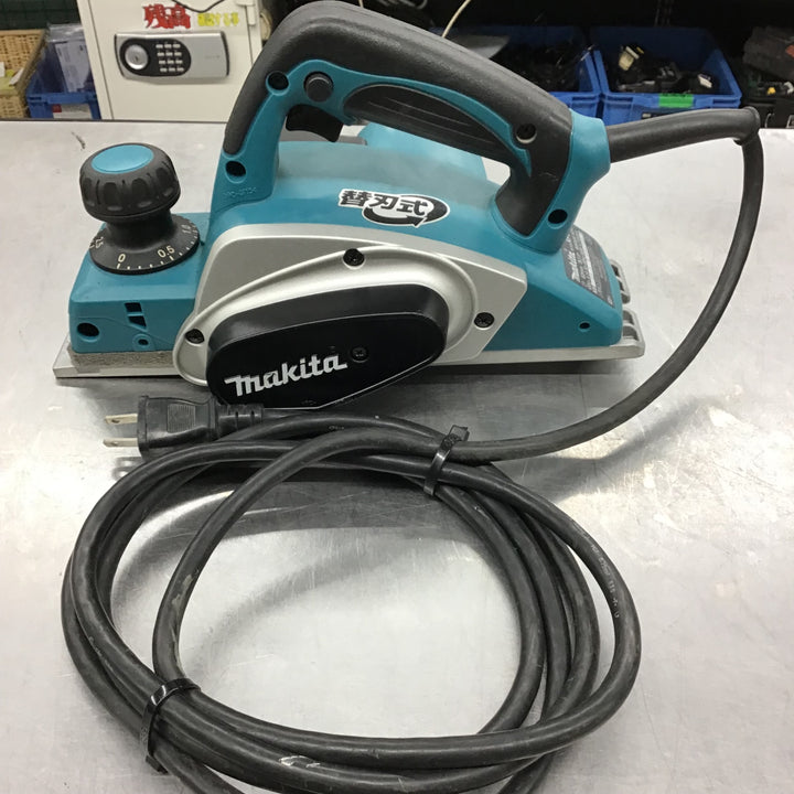 ☆マキタ(makita) 電気カンナ KP0800A 研磨式【戸田店】