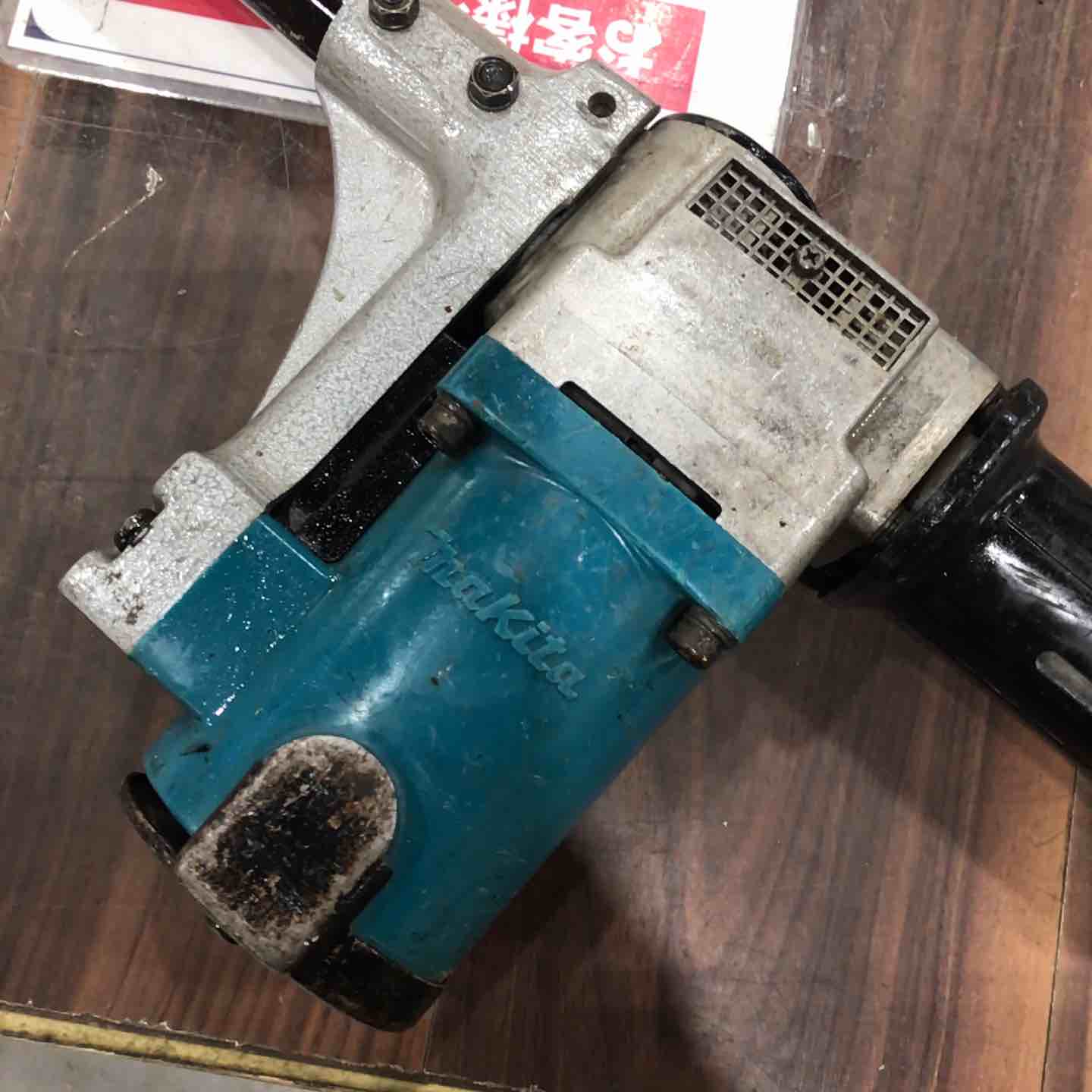 現状品】☆マキタ(makita) 電動ケレン ロングハンドルタイプ 現状品】☆マキタ(makita) 電動ケレン ロングハンドルタイプ