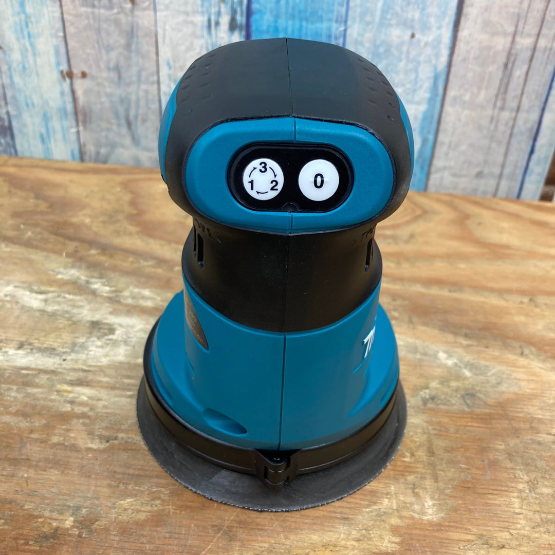 ★マキタ(makita) コードレスランダムオービットサンダ BO180DZ【柏店】