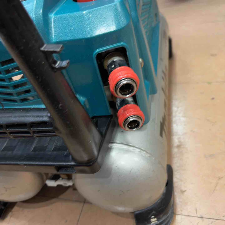 ★マキタ(makita) 高圧エアコンプレッサ AC462XL【草加店】