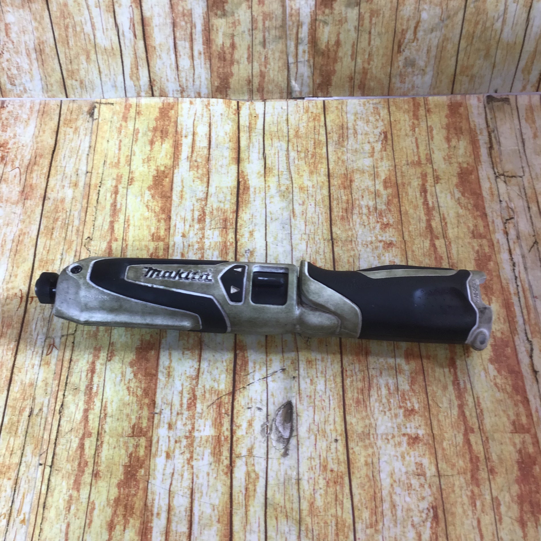 ☆マキタ(makita) コードレスペンインパクトドライバ TD021DSW【川崎店