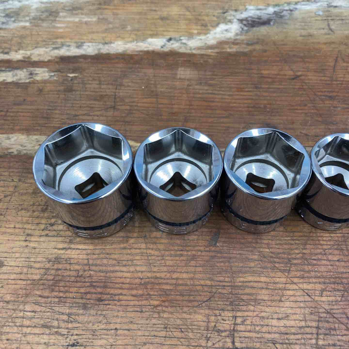 ▲ネプロス(nepros)9.5sq ソケットセット［12コ組］ NTB312A【柏店】