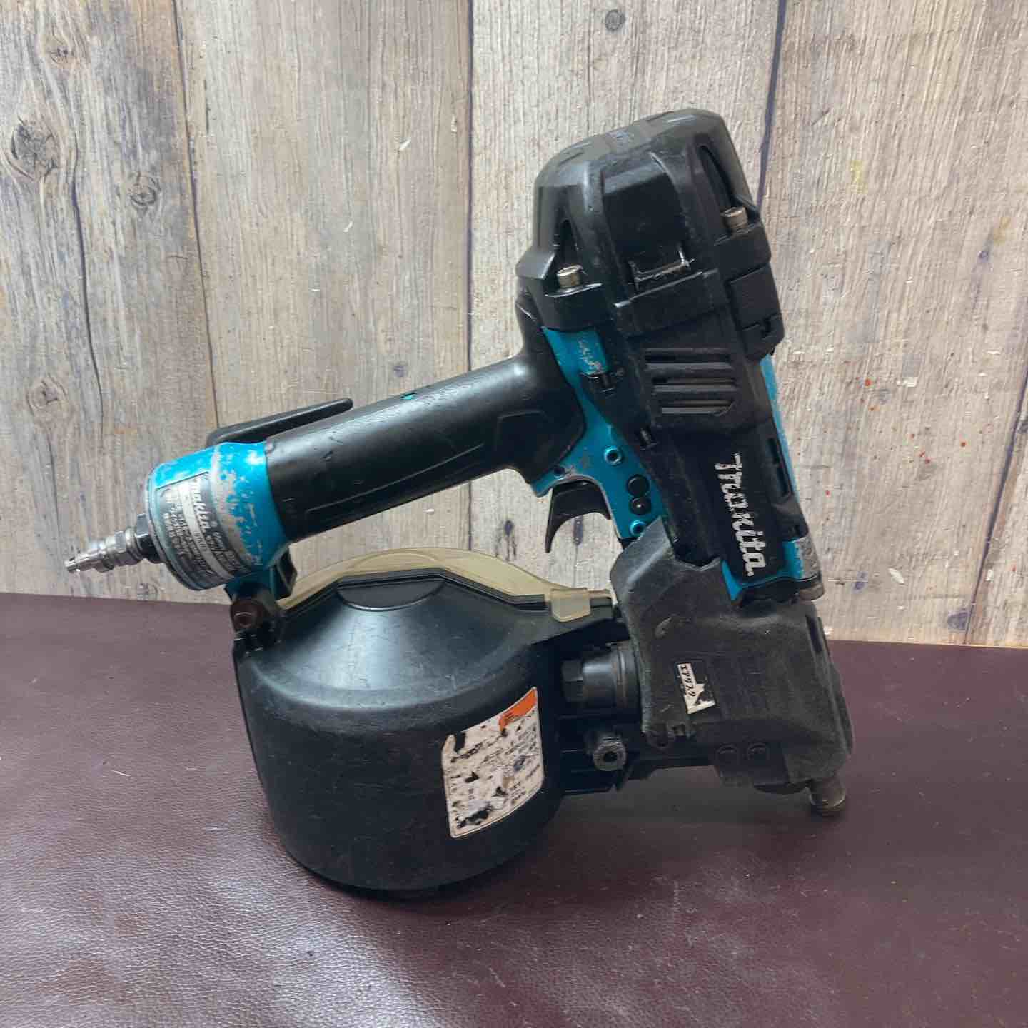 【中古品】マキタ(makita) 高圧エア釘打ち機 AN636HM 65mm【東大和店】 中古品】マキタ(makita) 高圧エア釘打ち機 AN636HM【東大和店