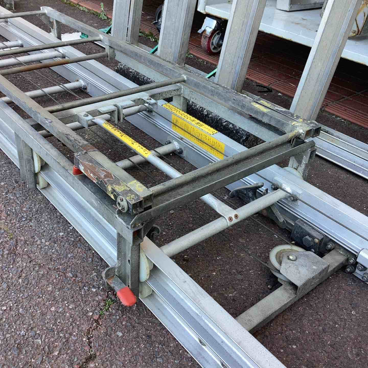 【店頭受取り限定】100V 荷揚げ機 最大60kg ライトリフター 日本産業機械 4m80cm 2連はしごセット　【越谷店】