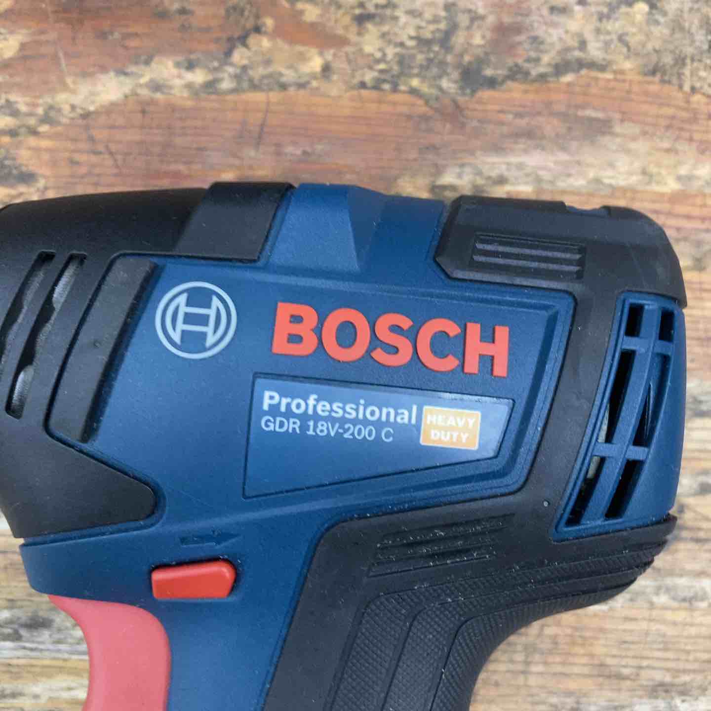 ◇ボッシュ(BOSCH) コードレスインパクトドライバー (6.0Ahバッテリー2