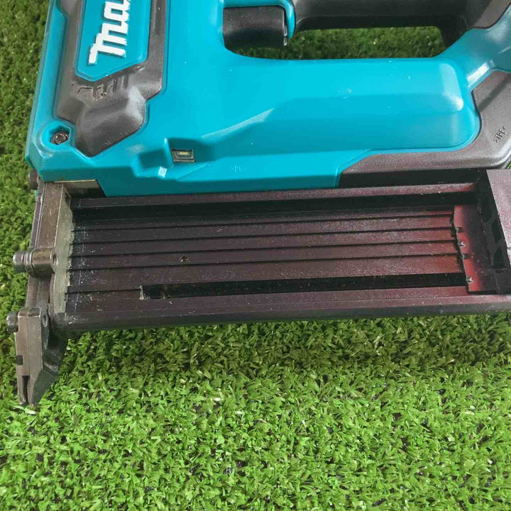 ★マキタ(makita) コードレスフィニッシュネイラ FN350DZK【川崎店】