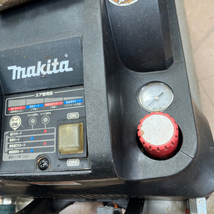 ★マキタ(makita) 高圧専用エアコンプレッサー AC460XGH ネジ山 カバー コード【草加店】