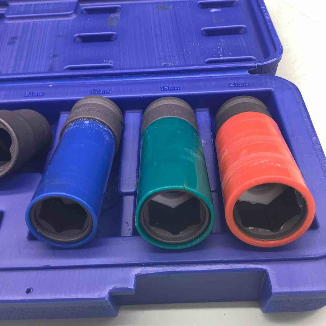 ブルーポイントホイールソケットセットITC7316A-KIT　1個カバー部分割れあり【越谷店】