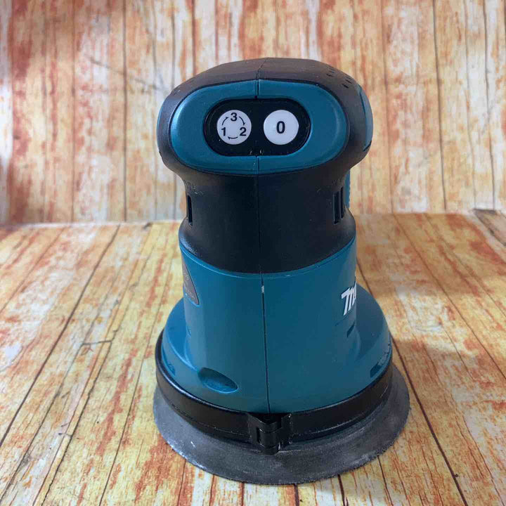 ★マキタ(makita) コードレスランダムオービットサンダ BO180DZ【川崎店】