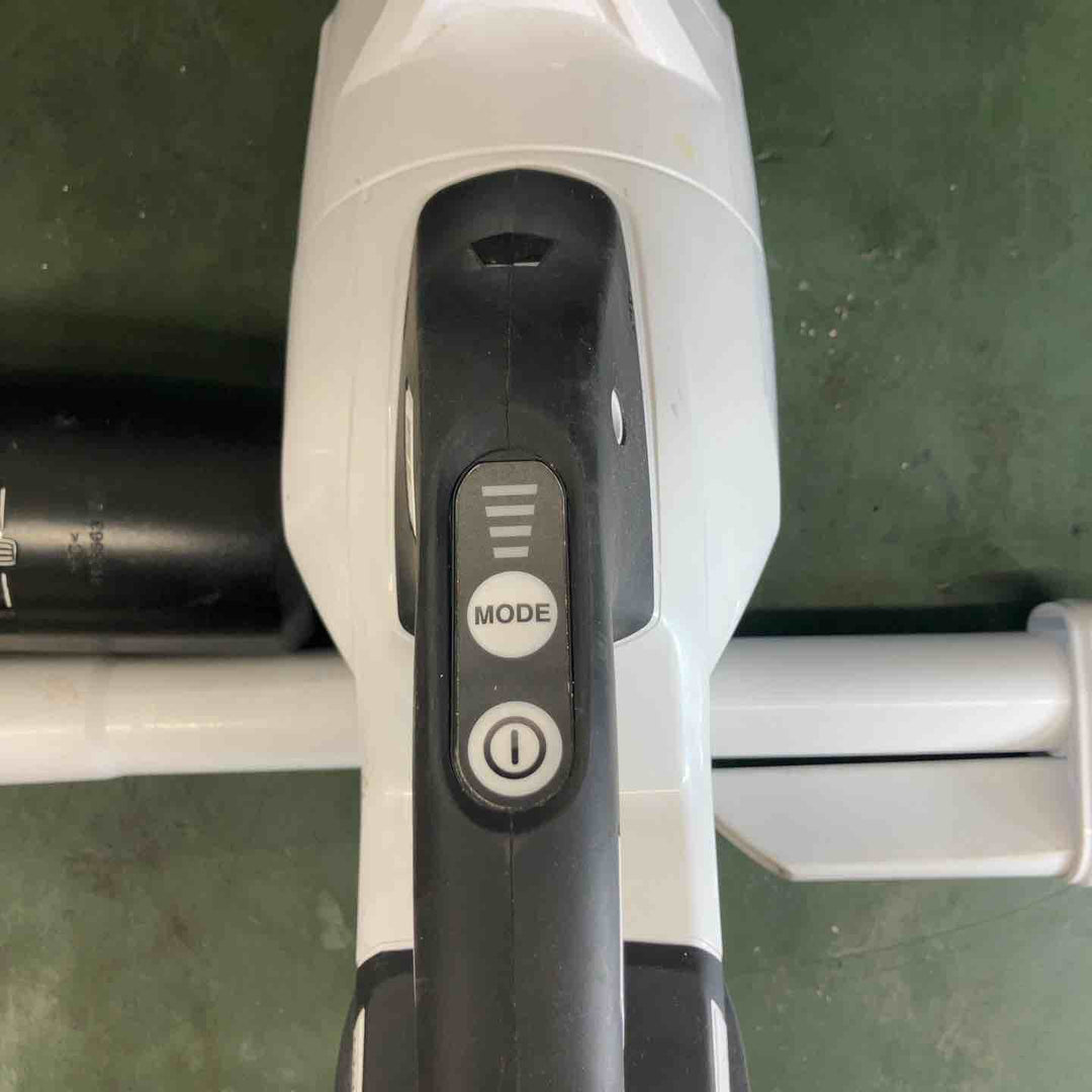 ★マキタ(makita) 18V コードレスクリーナー CL286FDZW 本体のみ【戸田店】