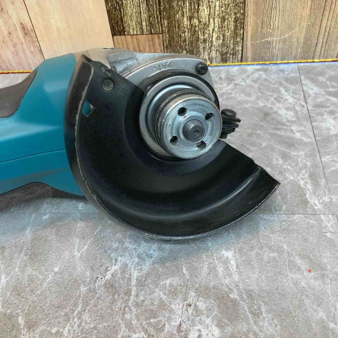 ☆マキタ(makita) コードレスディスクグラインダ GA402DZ【八潮店】