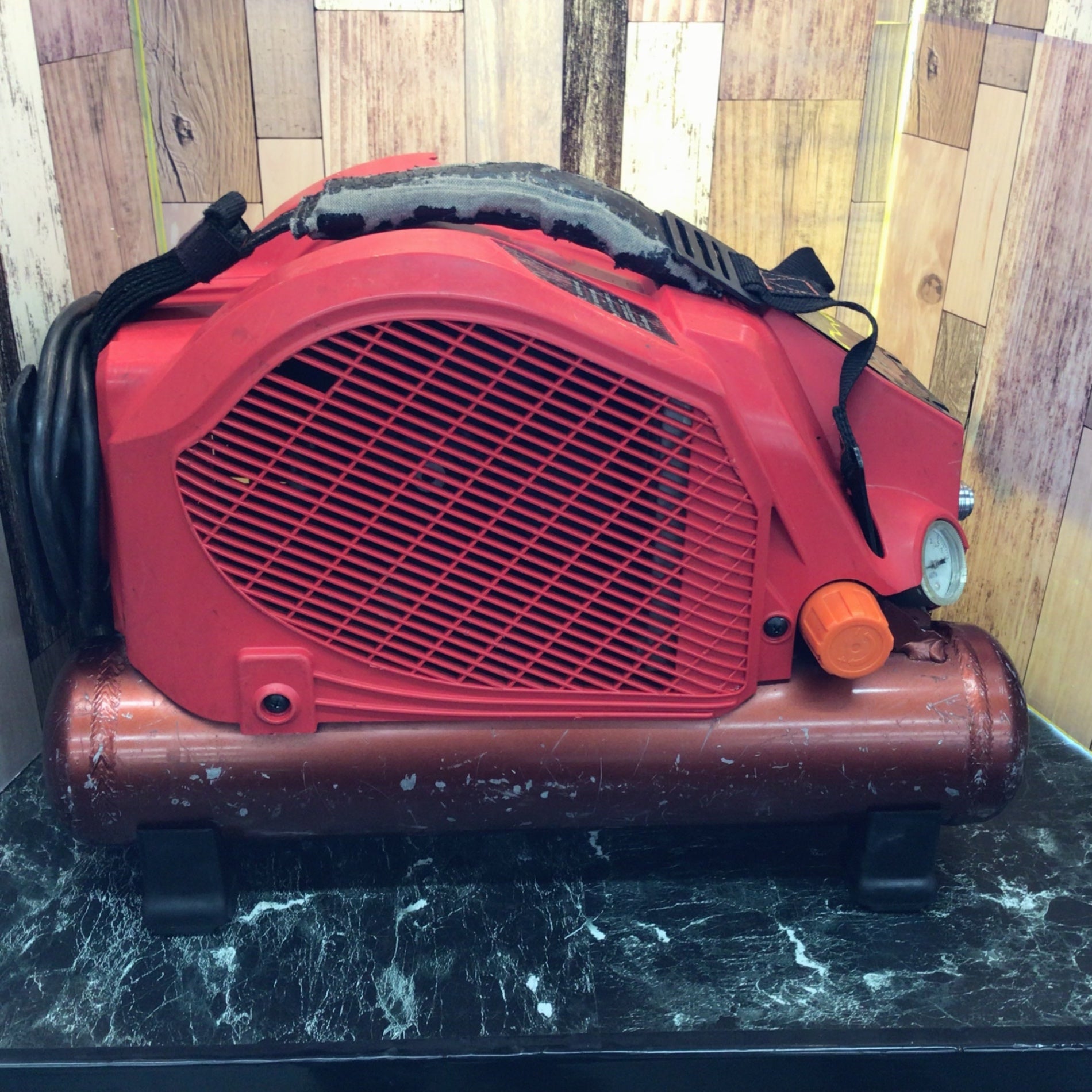 ☆マックス(MAX) エアコンプレッサー AK-HH1110E2【八潮店】 – アクト