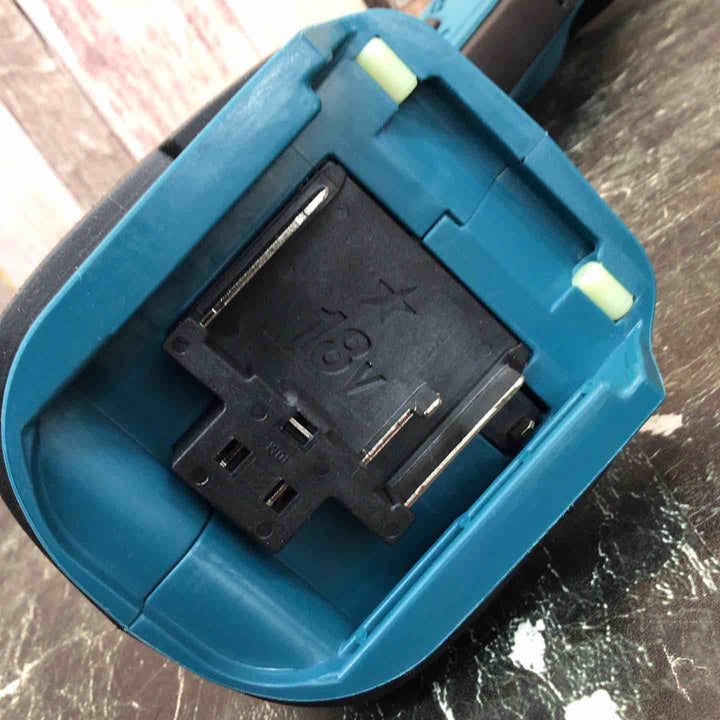 ★マキタ(makita) コードレスレシプロソー JR184DZT【八潮店】