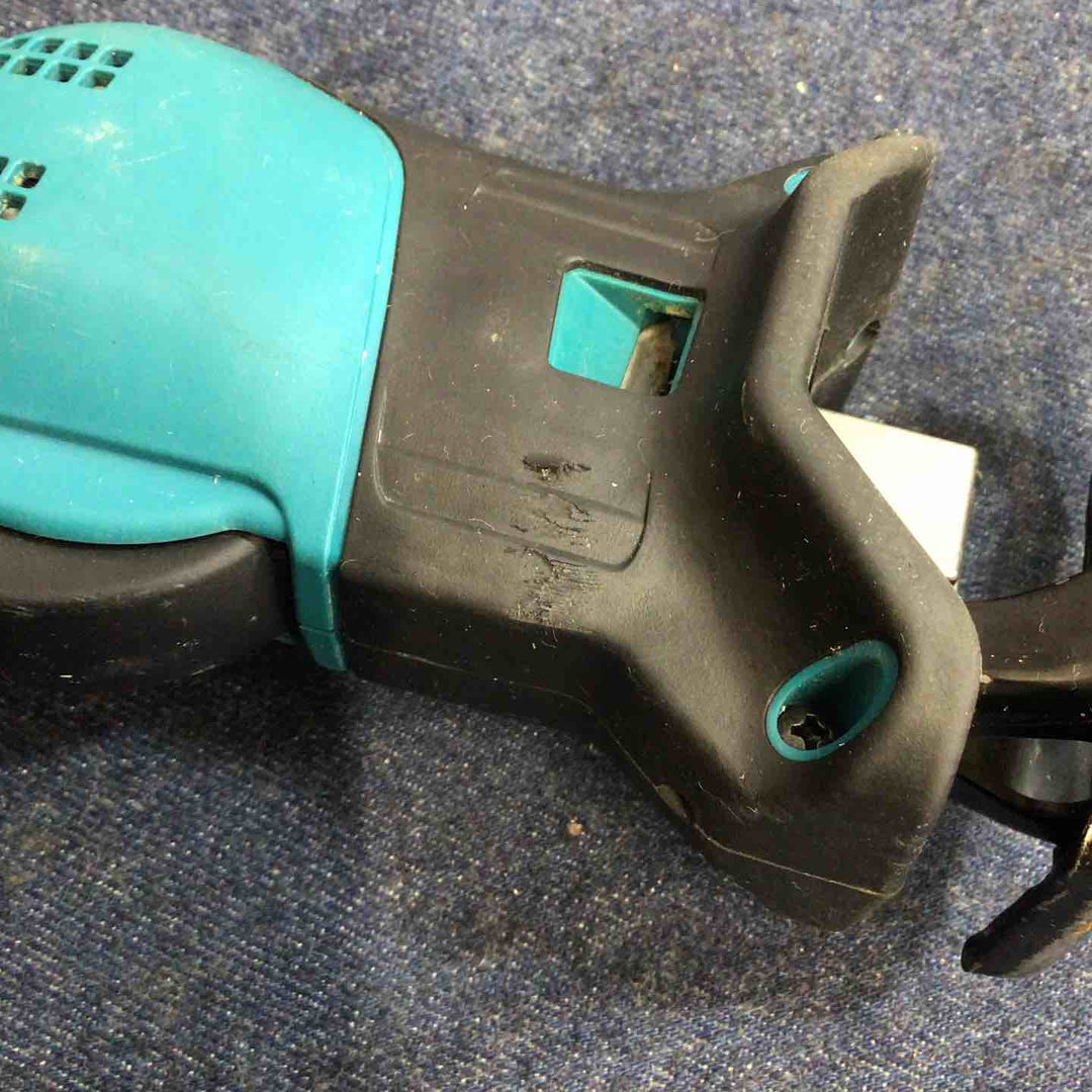 ★マキタ(makita) コードレスレシプロソー JR104DZ【八潮店】