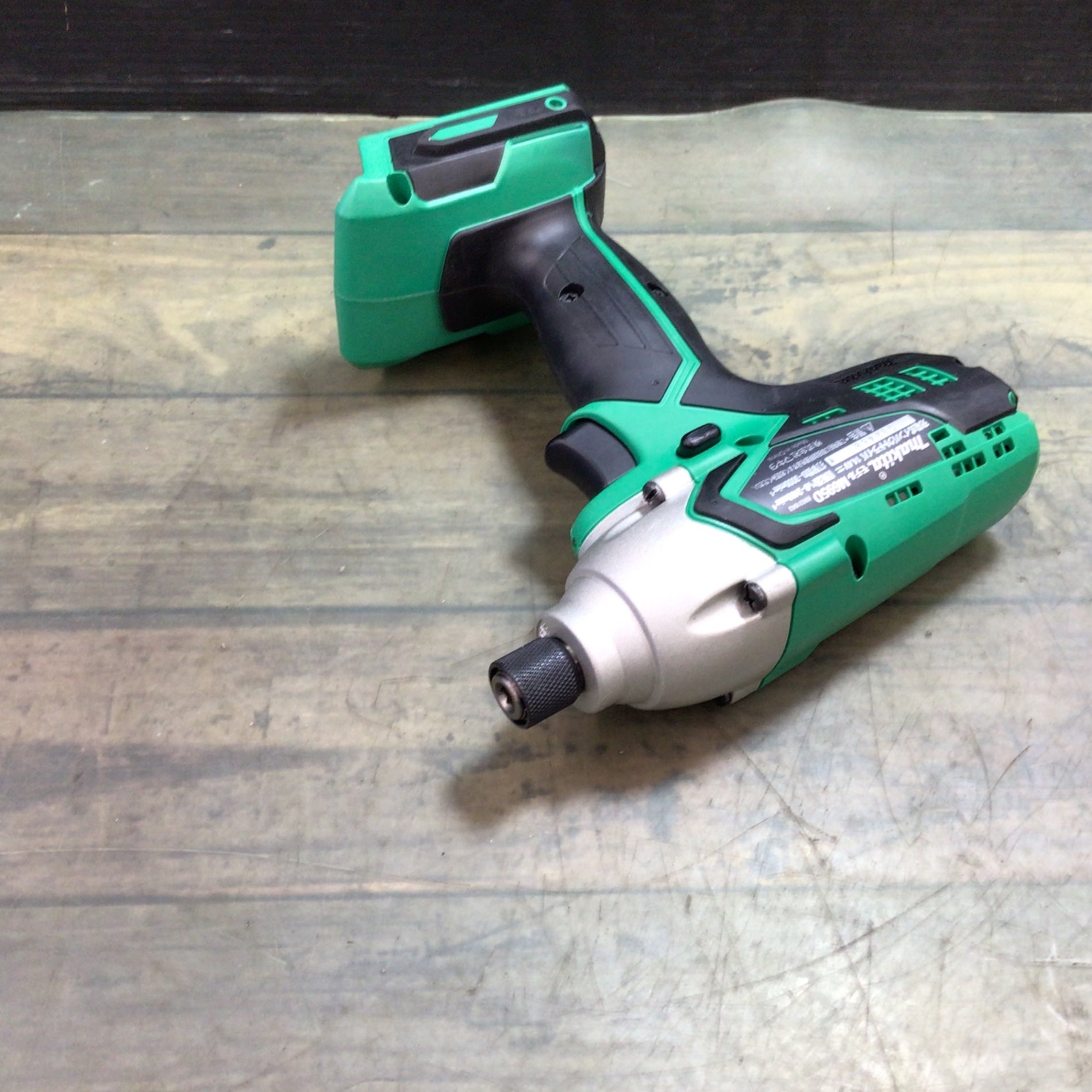 マキタ(makita) コードレスインパクトドライバー M695DS 【東大 マキタ(makita) コードレスインパクトドライバー M695DS 【東大