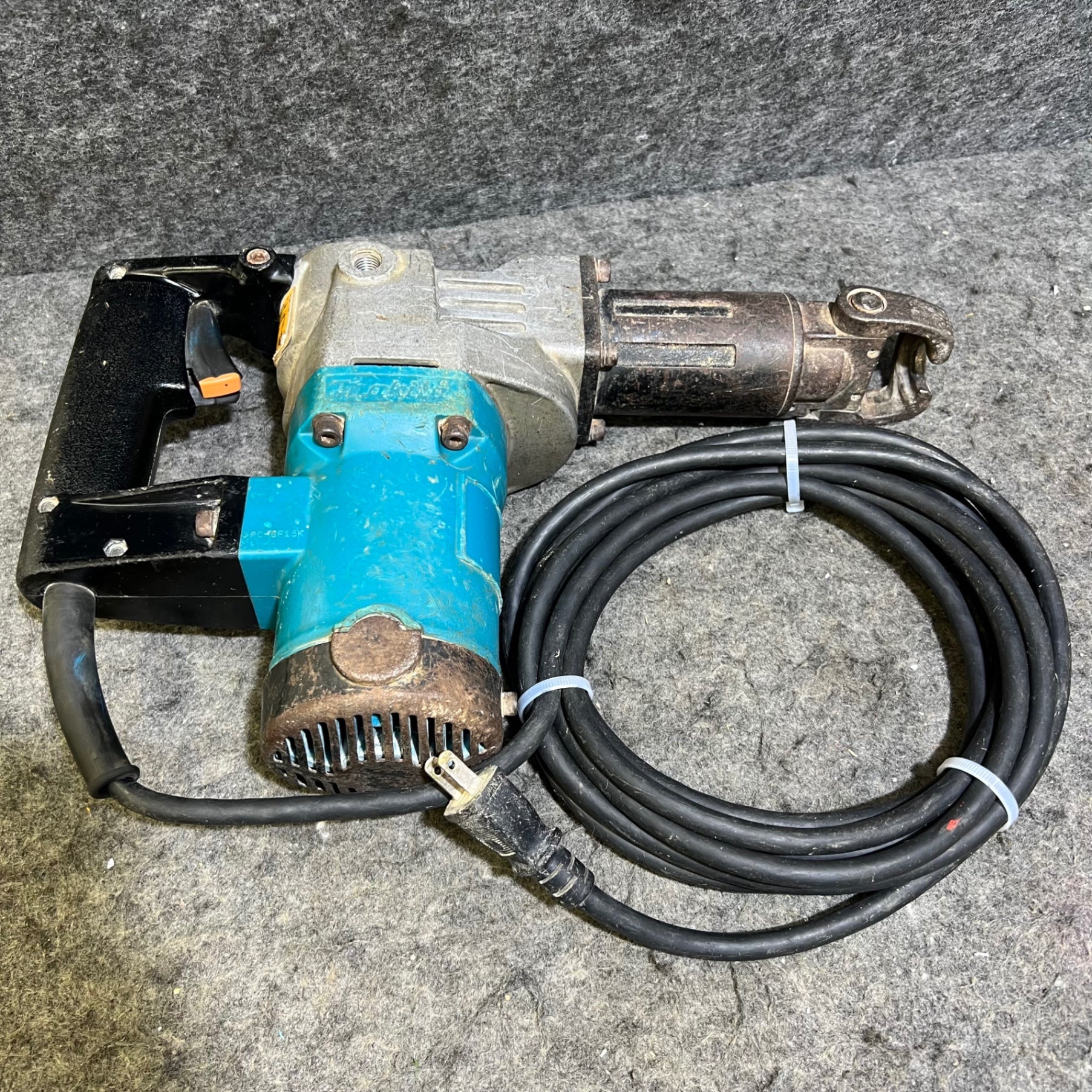 ☆マキタ(makita) ハンマドリル HR3520【桶川店】 – アクトツール