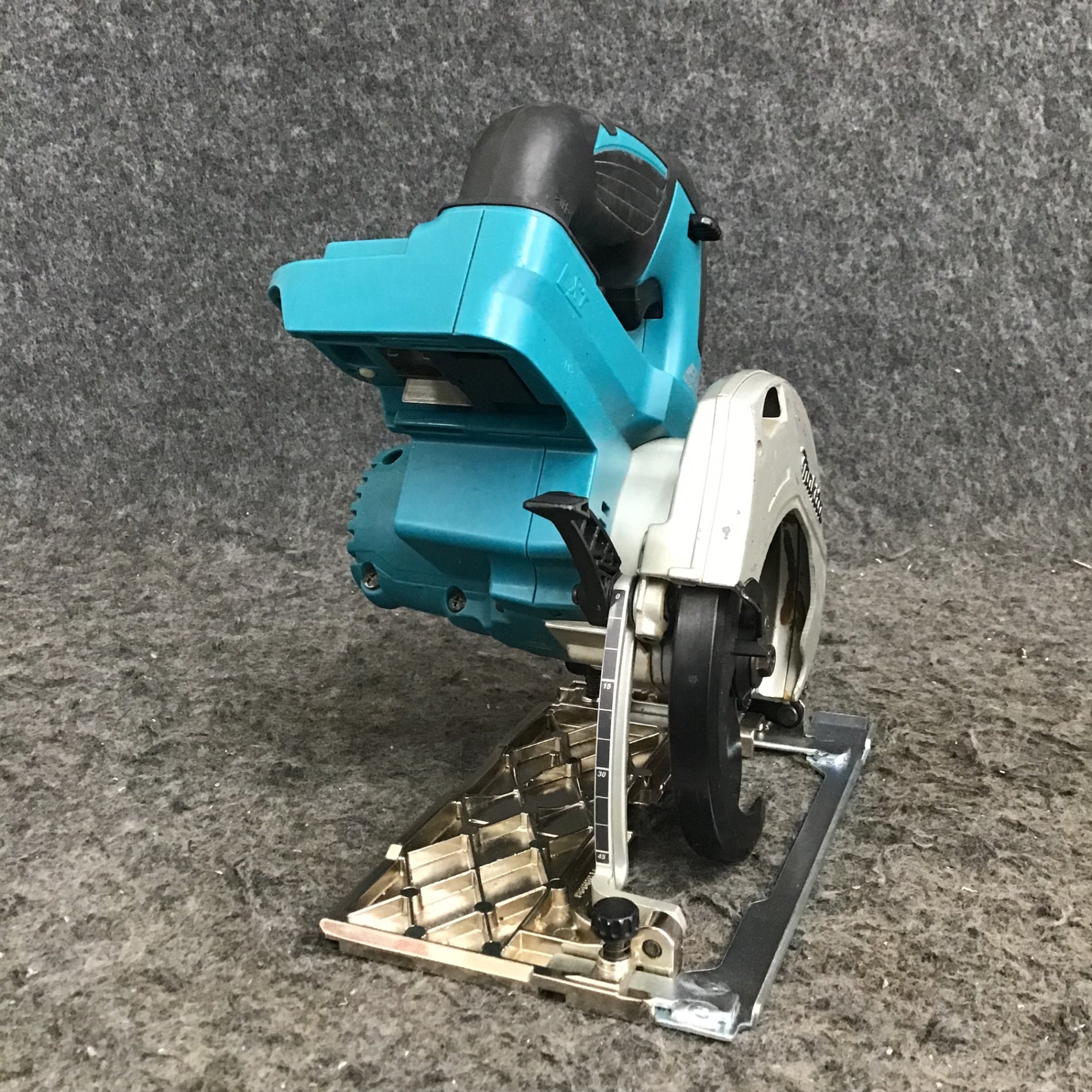 中古品】マキタ/makita コードレス丸のこ HS470DZ 【鴻巣店】 – アクト