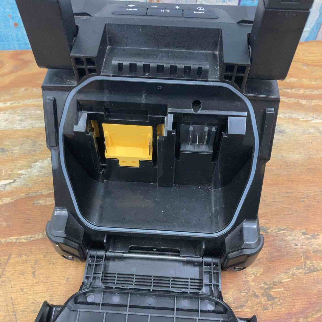 ☆マキタ(makita) コードレススピーカー MR200B【柏店】