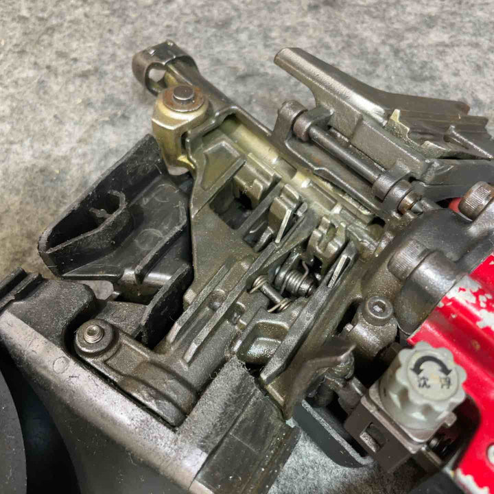 マキタ(makita) 高圧エア釘打ち機 AN630H【桶川店】