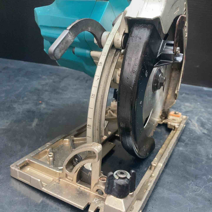 ★マキタ(makita) コードレス丸のこ HS631DZ【川越店】