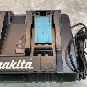 ★マキタ(makita) 2口急速充電器 DC18RD【八潮店】