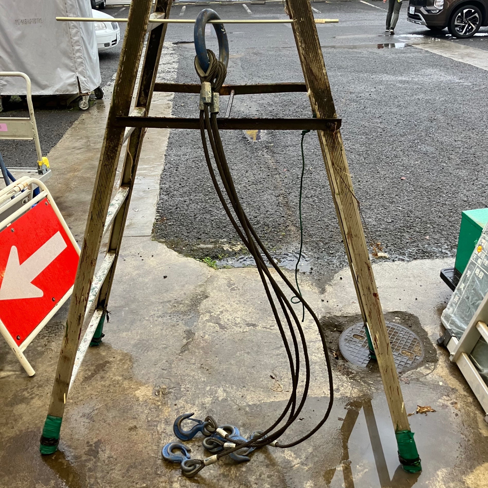 ◇タイヨー 4点吊りワイヤー 1t ワイヤースリング 玉掛け 全長約1400mm【柏店】 ◇タイヨー 4点吊りワイヤー 1t ワイヤースリング 玉掛け 全長約1400mm