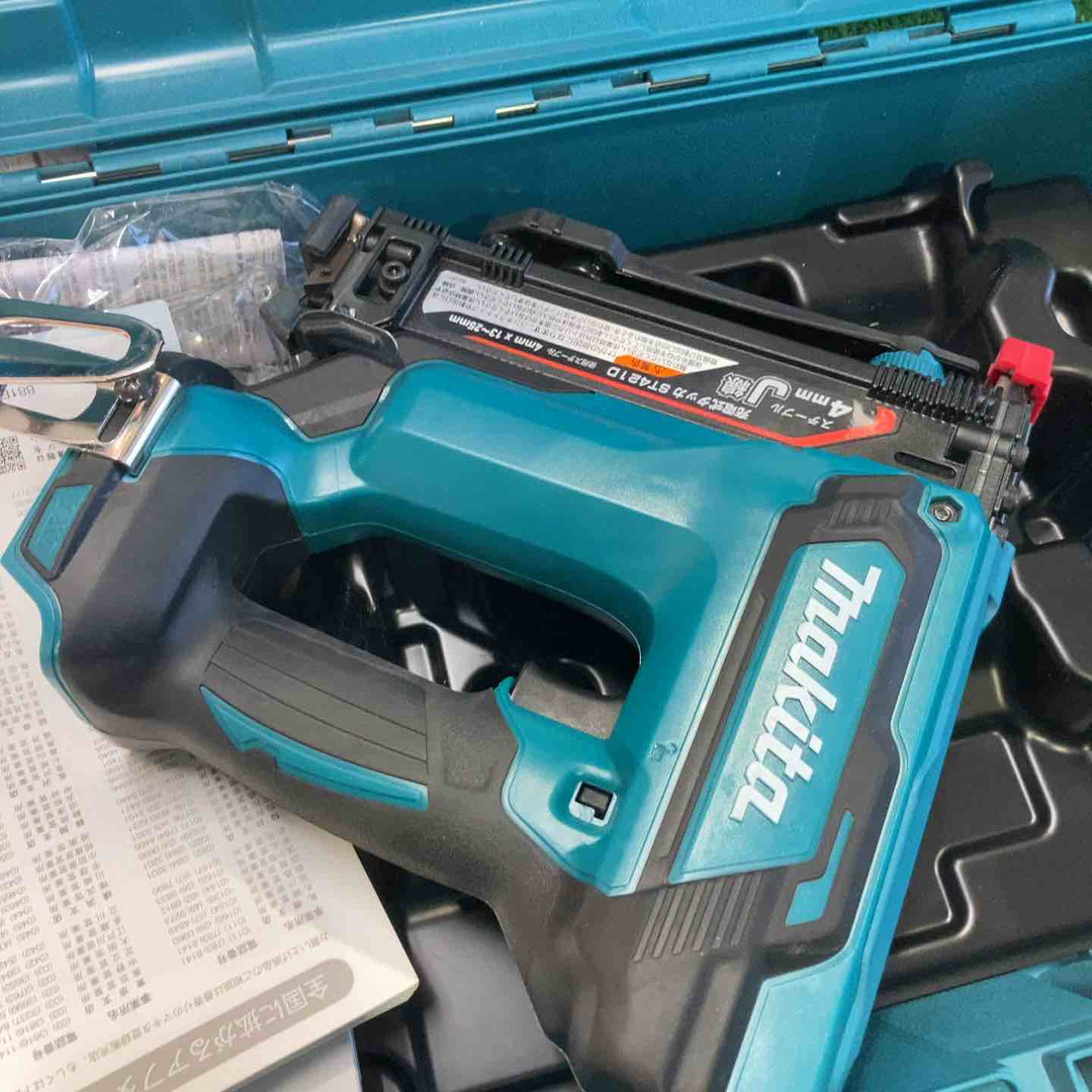 ★マキタ(makita) コードレスタッカー ST421DZK【町田店】
