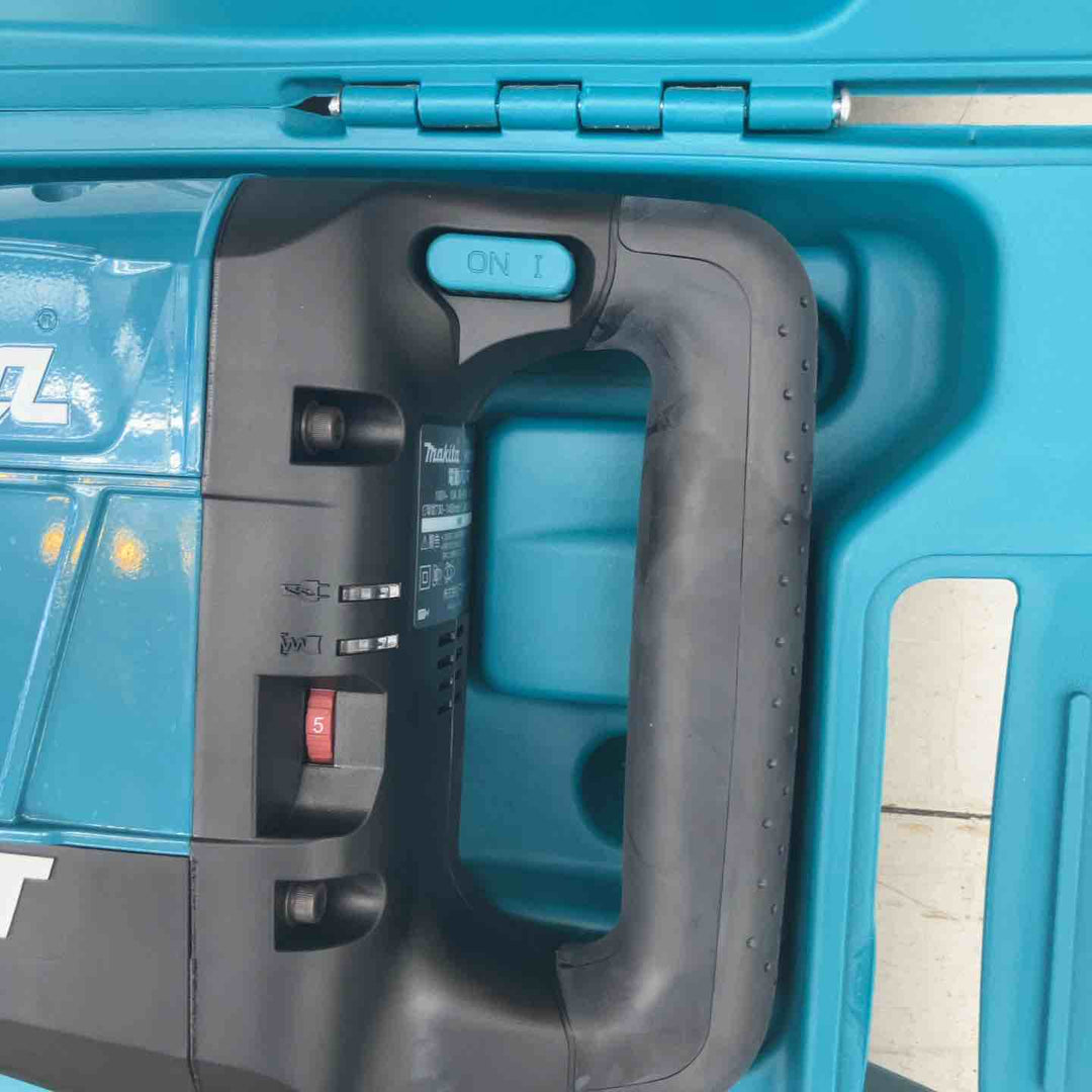 <特価>★マキタ(makita) 電動ハンマ HM1317C【鴻巣店】