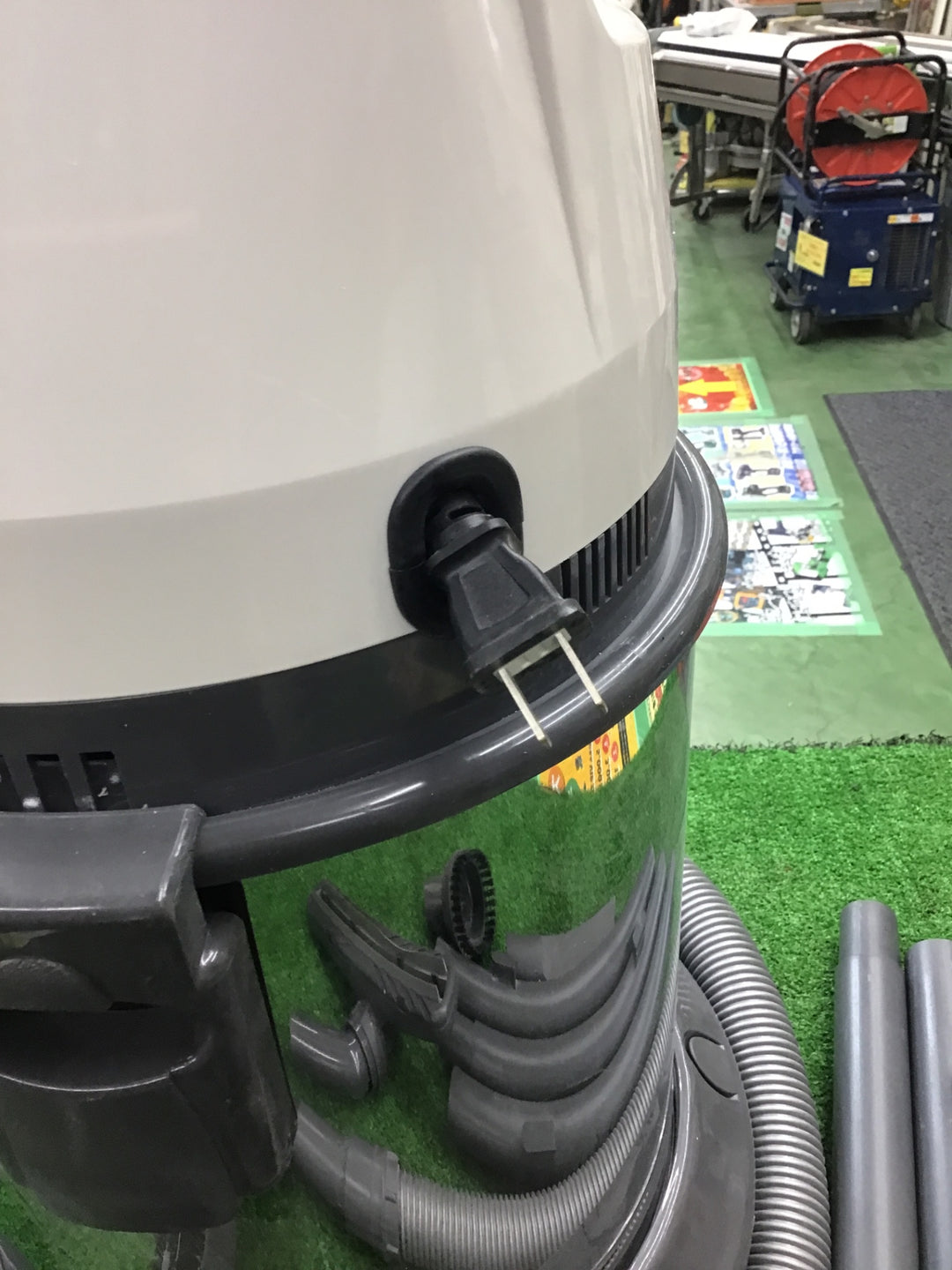 乾湿両用掃除機 20L SVC-200SCL-AL タンク容量：20L【桶川店】