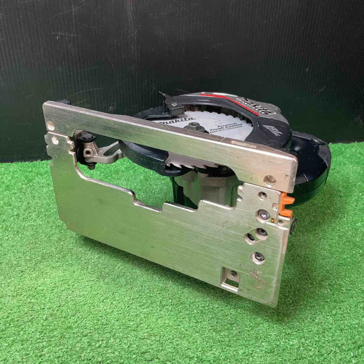 【中古品】★マキタ(makita) コードレス丸のこ HS474DRGXB ◇バッテリー充電数 2回・4回♪【岩槻店】