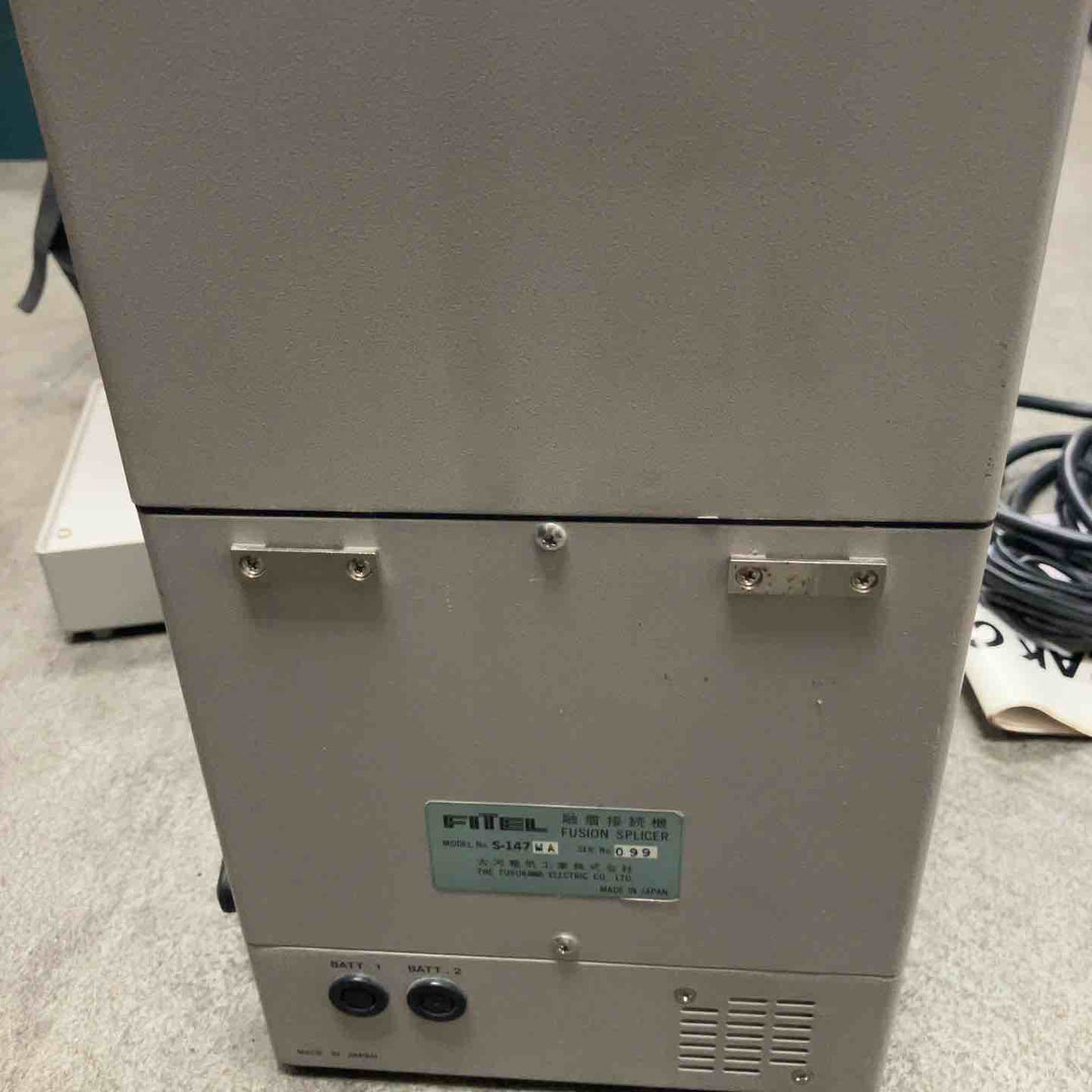 ◇古河電気工業 FITEL 多心用小型融着接続機 S-147 取説付【川崎店】