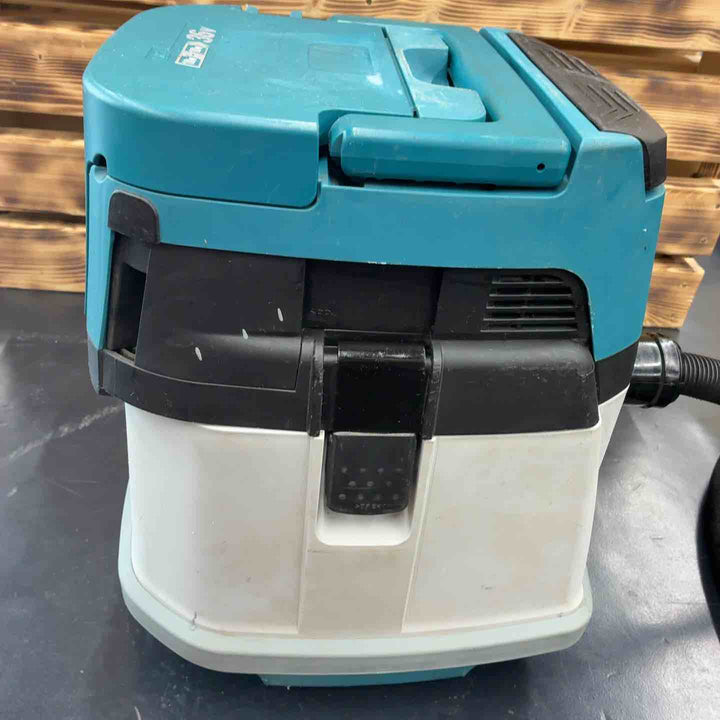 マキタ(makita) 粉じん専用 コードレス集じん機 VC157DZ【藤沢店】